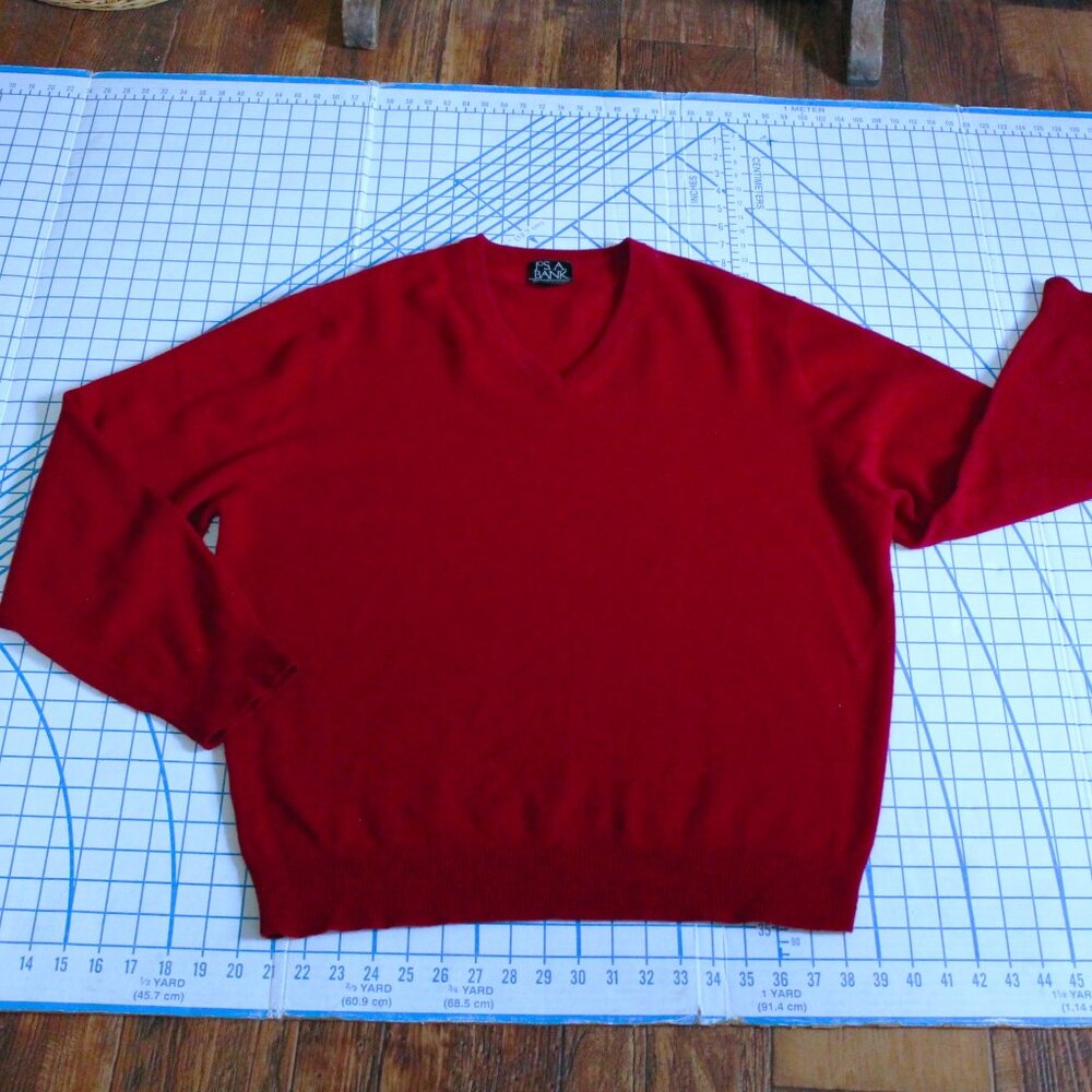 Jos. A. Bank Traveler's Collection 100% Cashmere Maroon Sweater, Medium